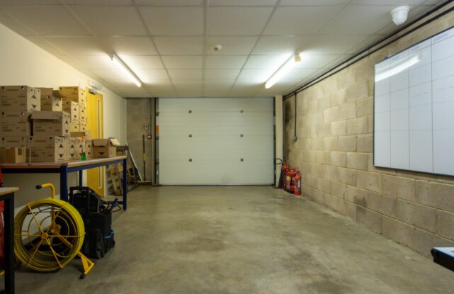 Foxley F Workshop to Let Internal 3