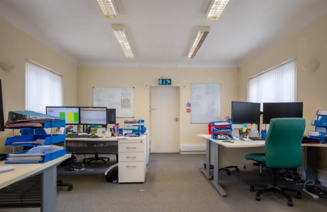 Langley 1 Office to Let Internal 3