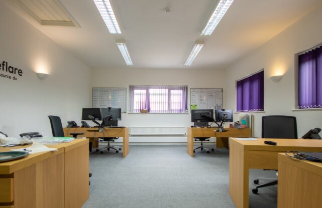 Langley 2 Office to Let Internal 2