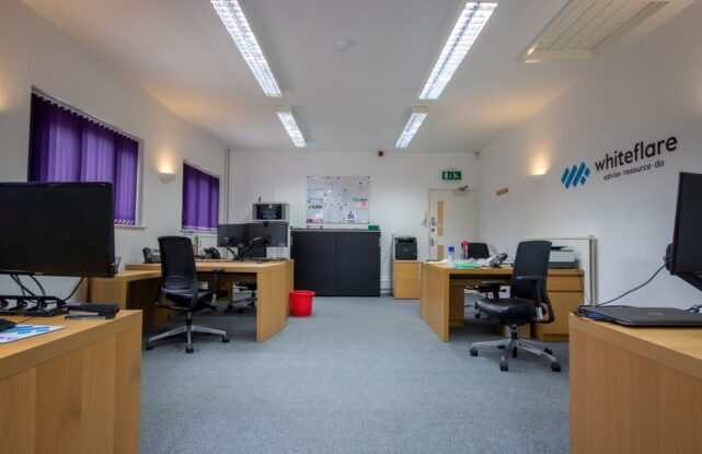 Langley 2 Office to Let Internal 3