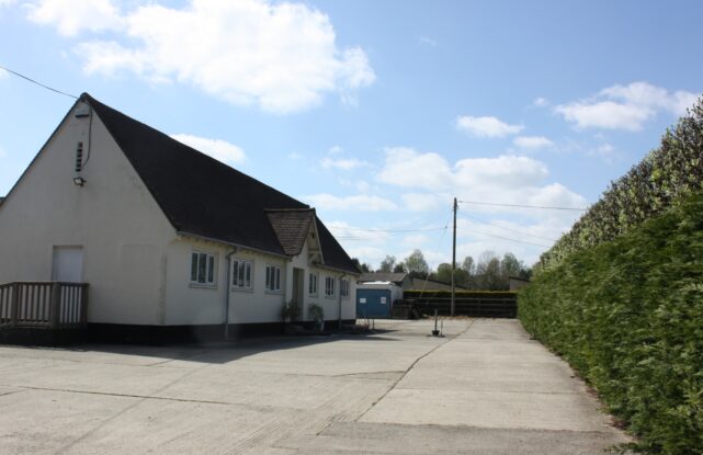 Langley 3-5 Offices to Let External 1