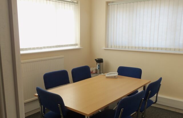 Langley 4 Office to Let Internal 2