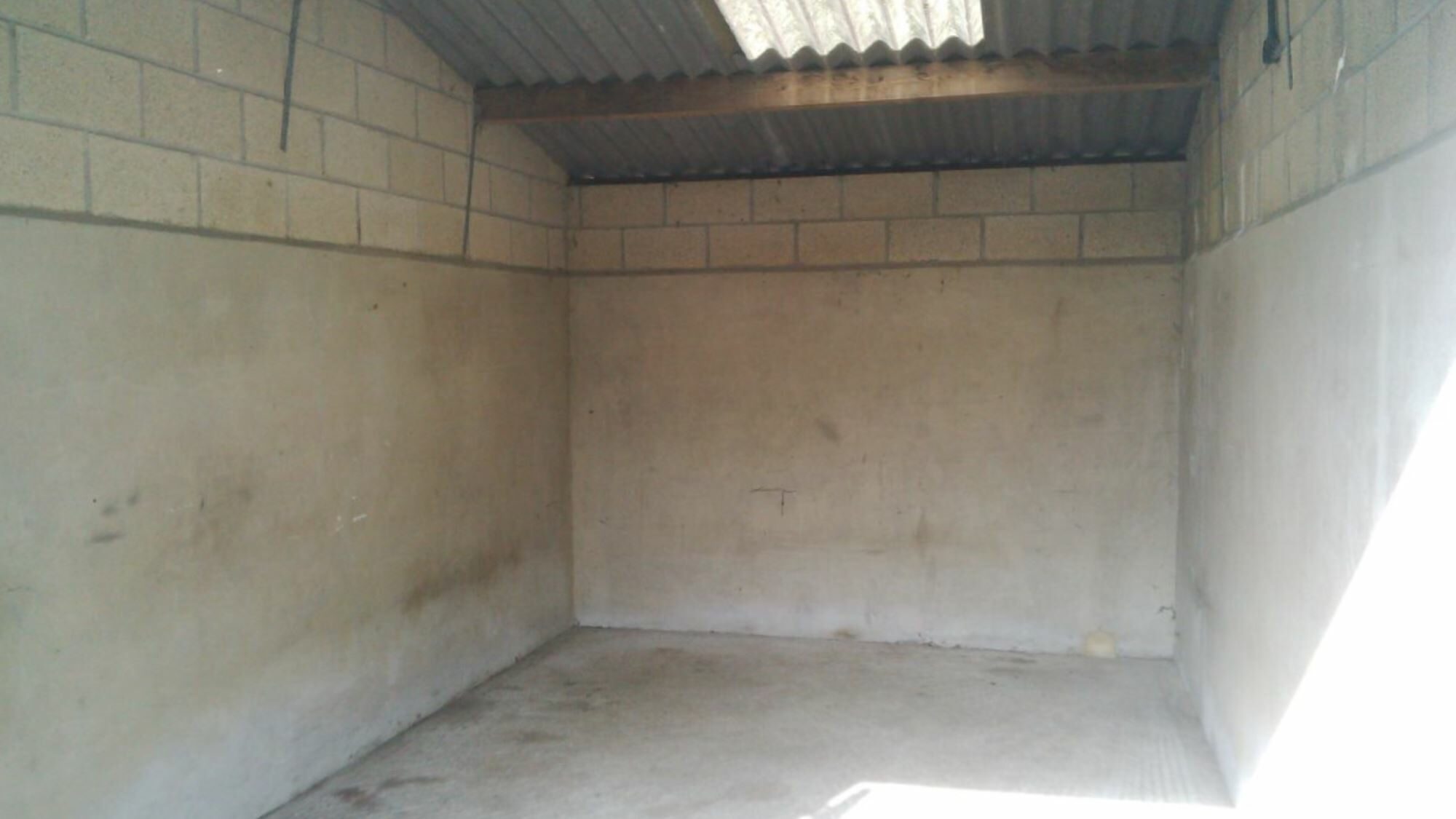 Sherston Garage Storage to Rent Internal 1