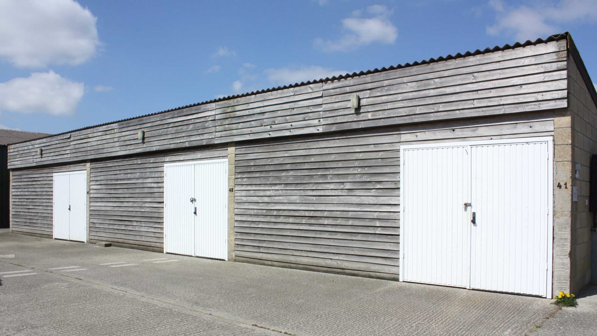 Startley Garage Storage to Rent External 5