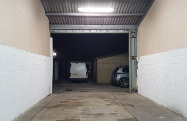 Yatton 2 Workshop to Let External 2