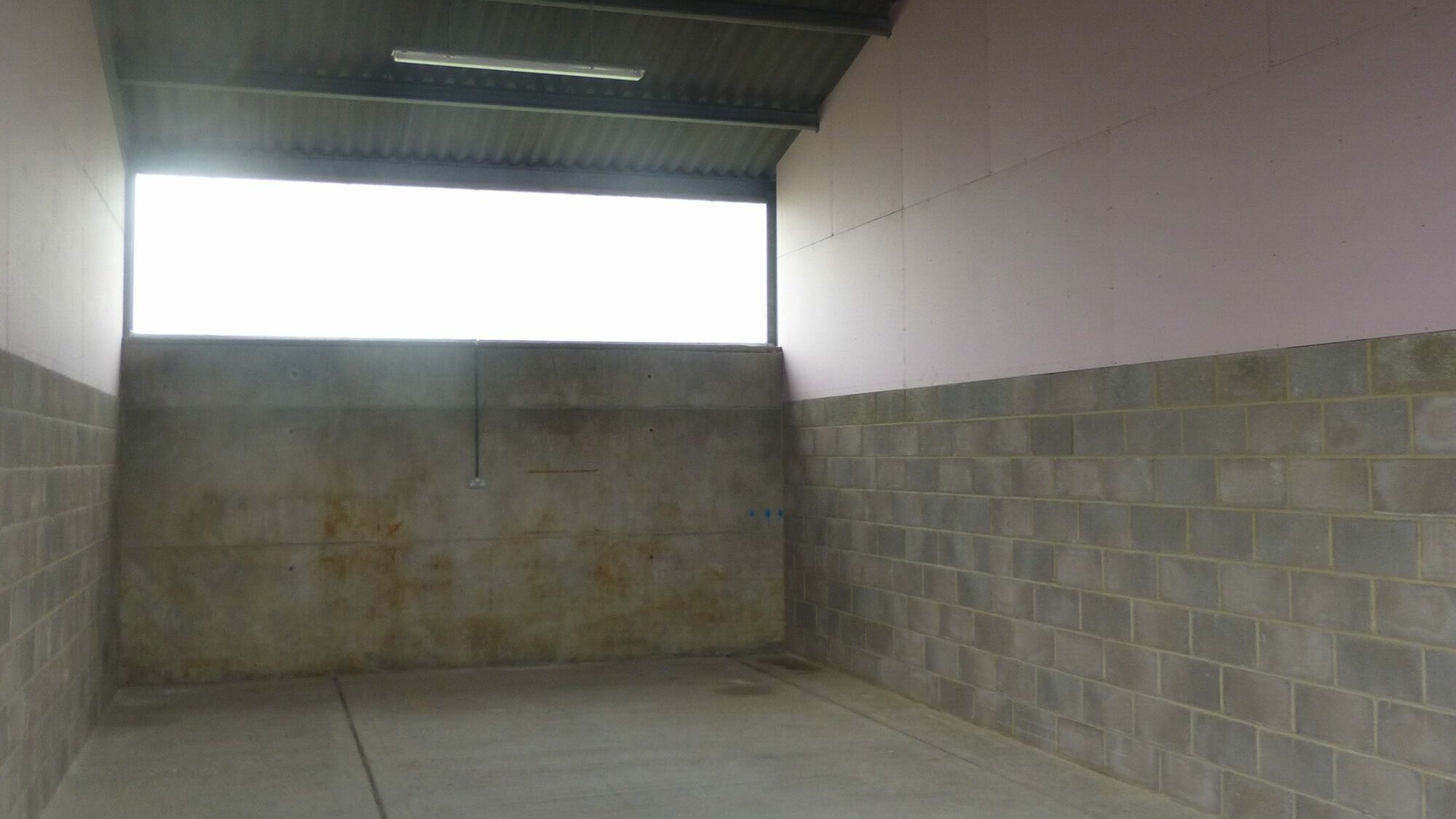 Yatton 2 Workshop to Let Internal 2