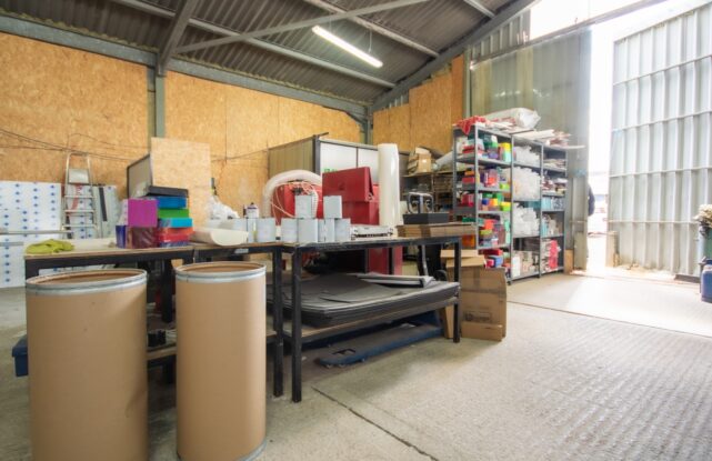 Yatton 3 Workshop to Let Internal 2