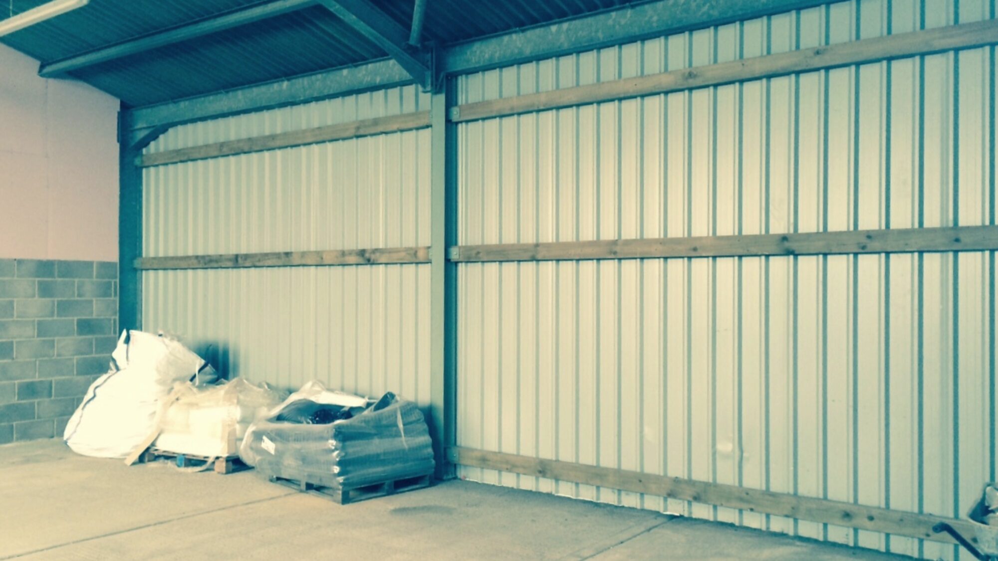 Yatton 3 Workshop to Let Internal 3